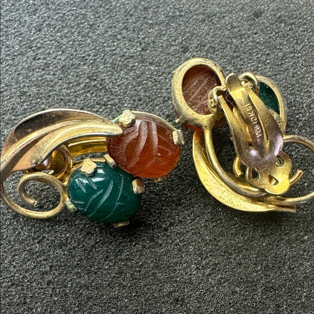 Burt cassell 12k gold clip earrings